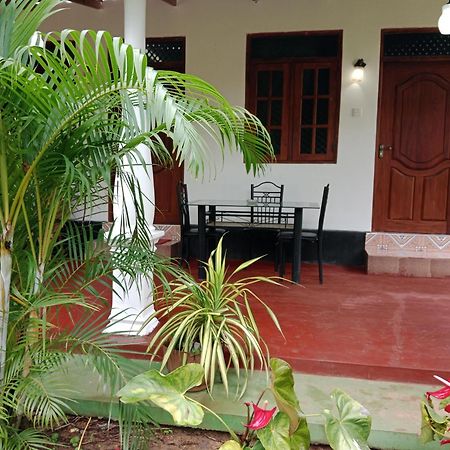 Chanaka Holiday Inn Sigiriya Dış mekan fotoğraf