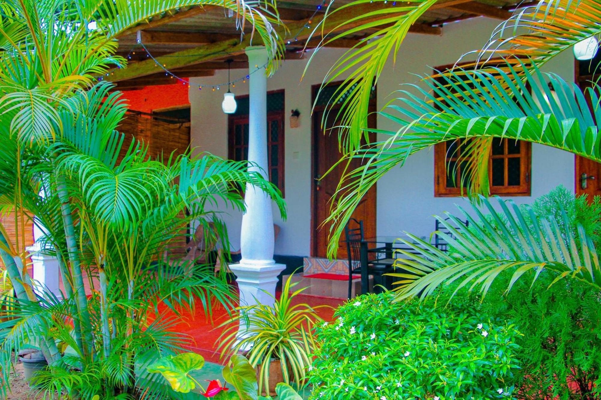 Chanaka Holiday Inn Sigiriya Dış mekan fotoğraf