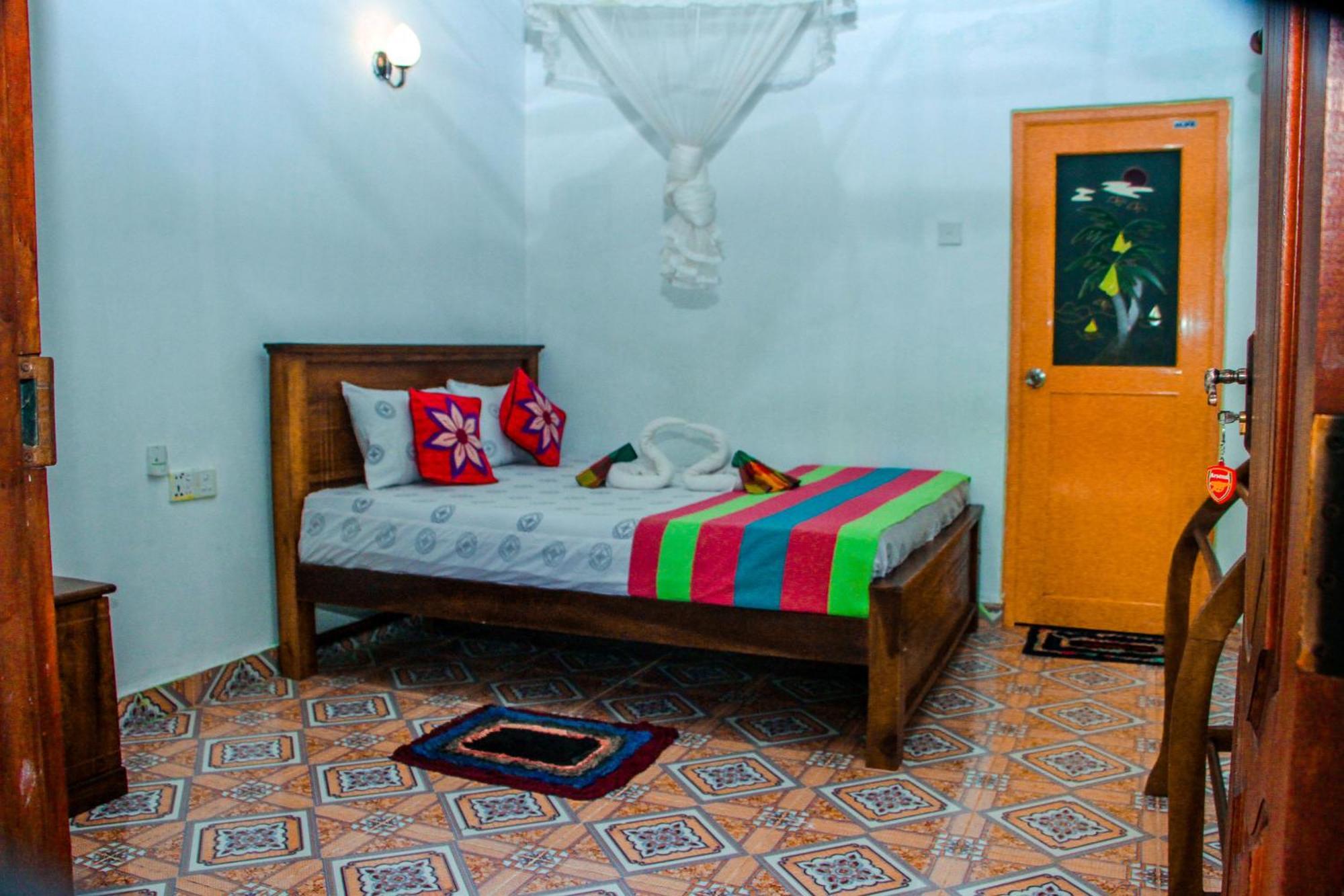 Chanaka Holiday Inn Sigiriya Dış mekan fotoğraf