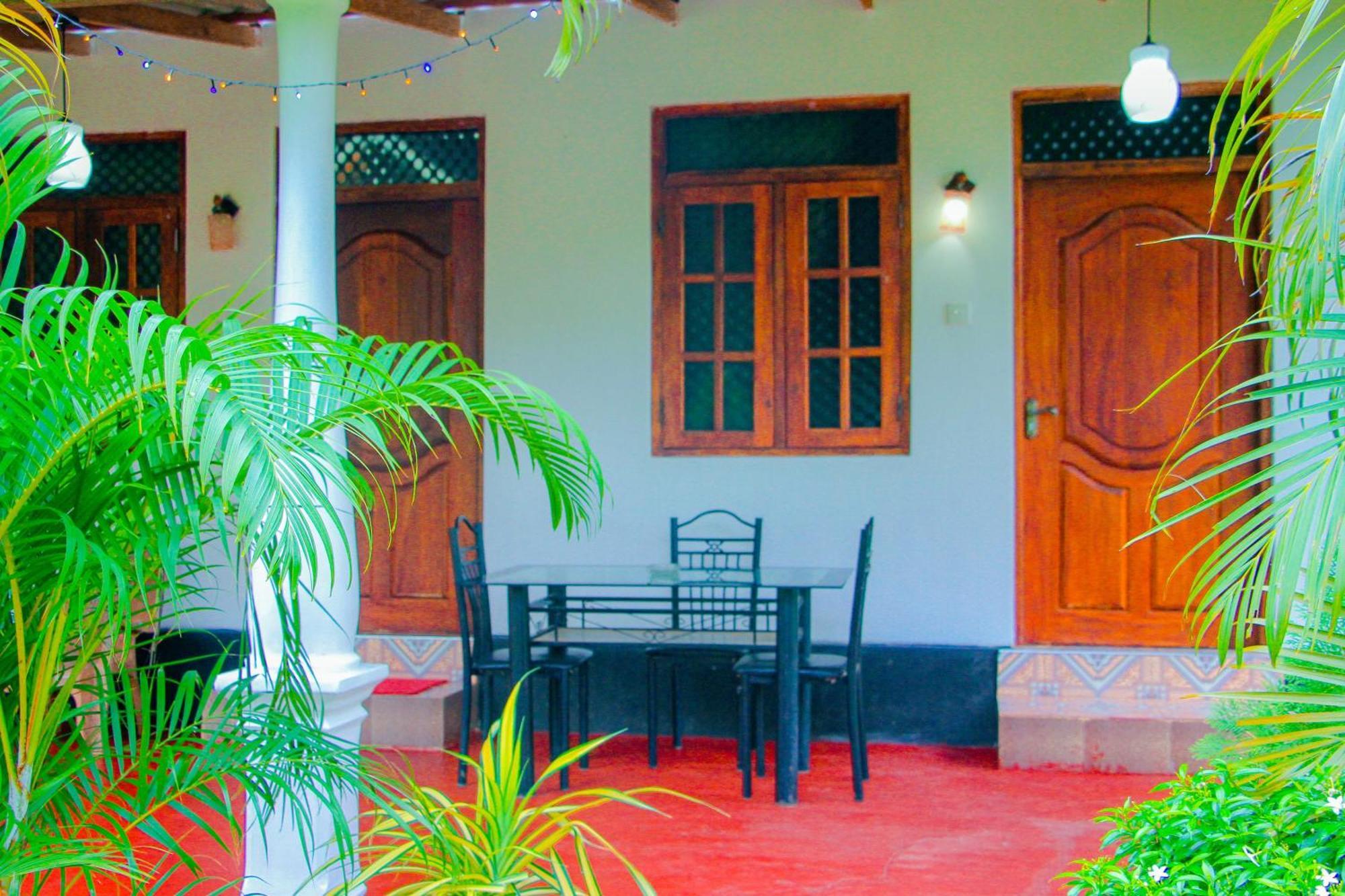 Chanaka Holiday Inn Sigiriya Dış mekan fotoğraf
