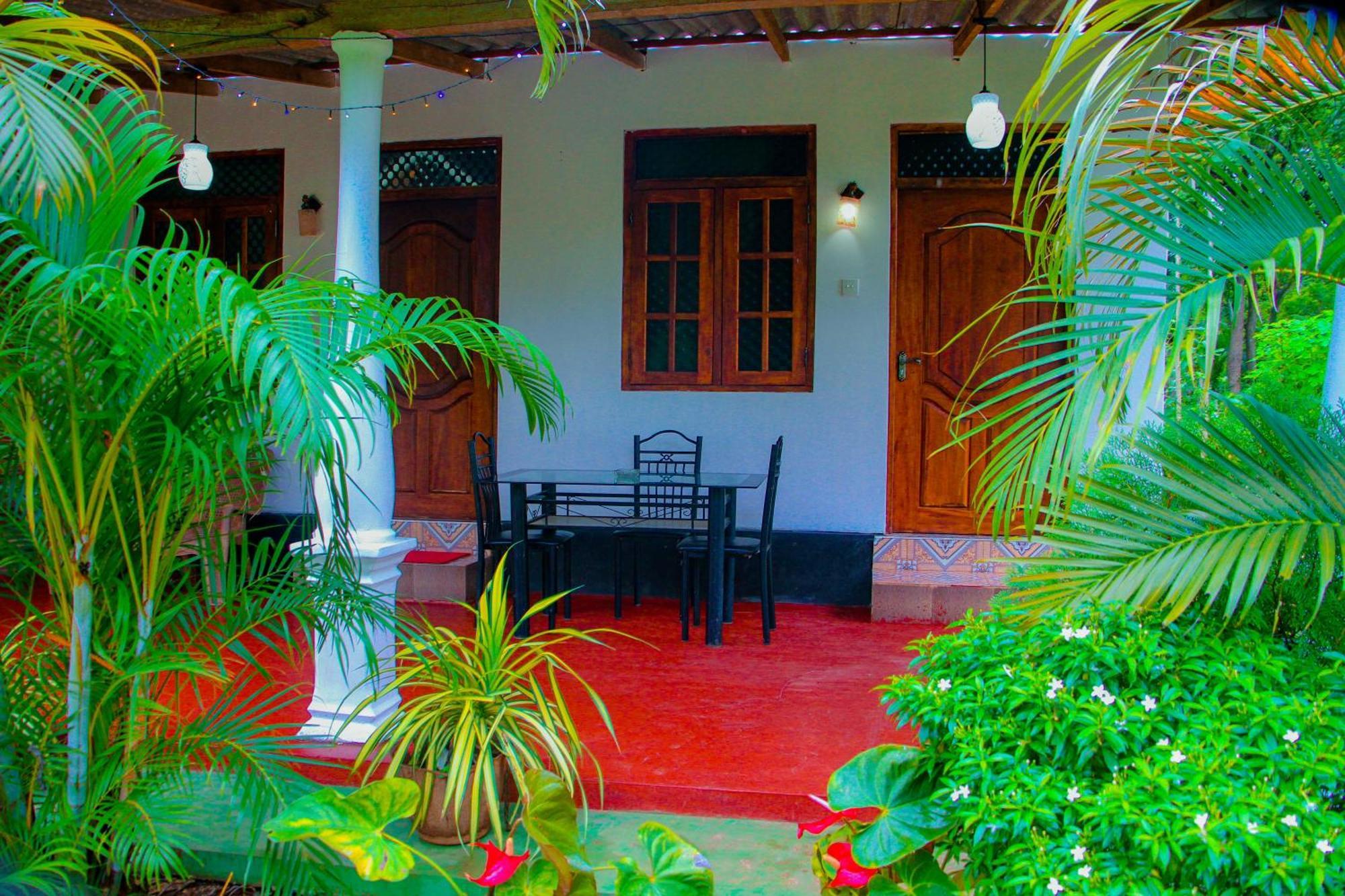 Chanaka Holiday Inn Sigiriya Dış mekan fotoğraf