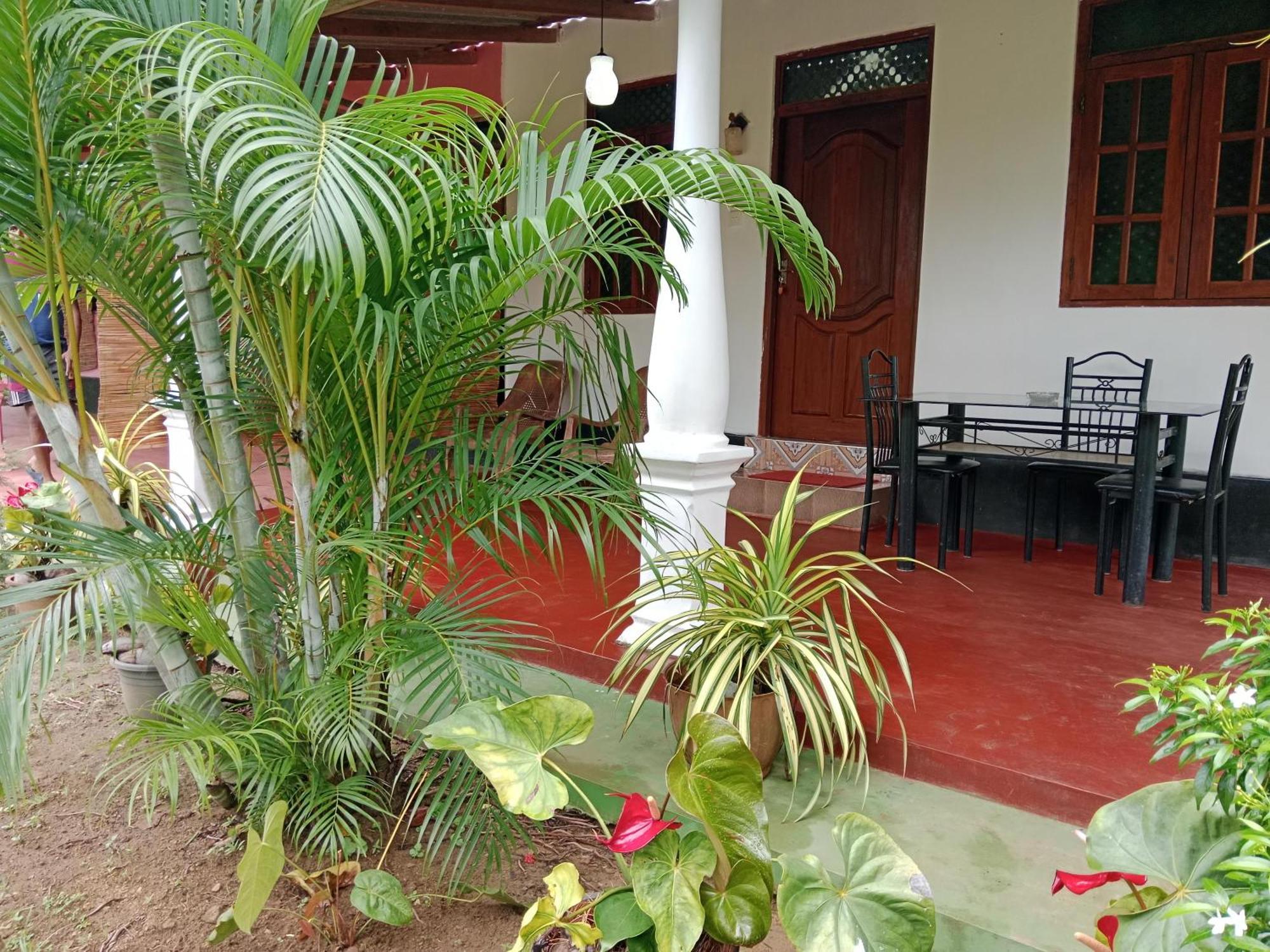 Chanaka Holiday Inn Sigiriya Dış mekan fotoğraf